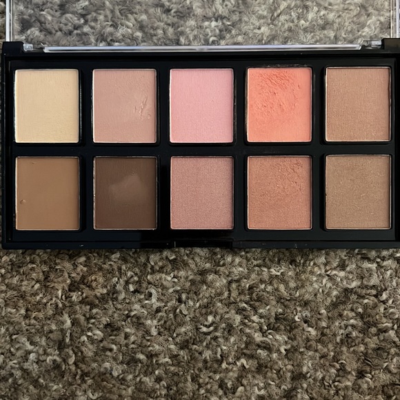 Brand new makeup pallet - Picture 4 of 4